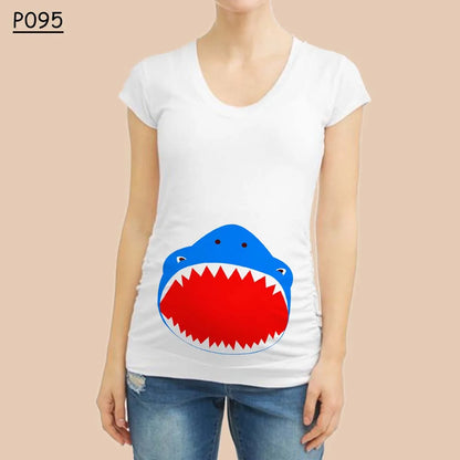 “Pocket Baby” White Maternity Short Sleeve T-Shirt